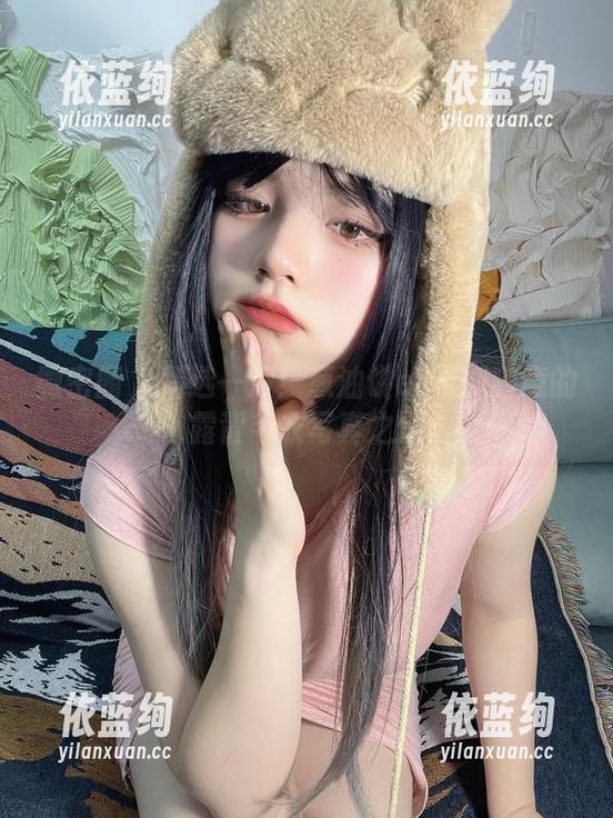 微密圈 - 精选一波！葱油饼er看似随意的露背毛衣写真之道