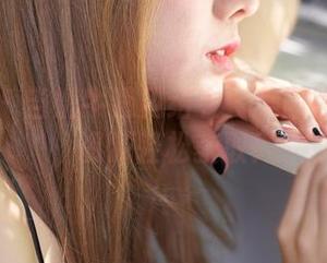蜜桃社 – 当奶牛遇见结衣：美图强烈推荐，资源轻松获取！