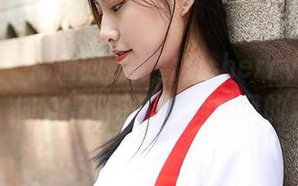 蜜桃社 – 高清回顾，雪梨sherry的自拍图包，细腻得似乎能听到微风的声音。