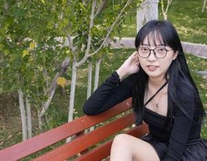 袜啵啵 – 原图在线，芝士的油亮黑搭配，让人捉摸不透…