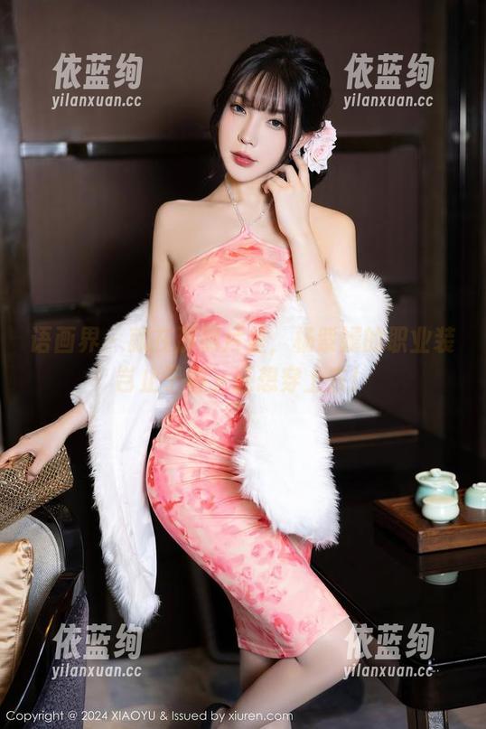 语画界-杨紫嫣 语画界 - 就在那照片里,杨紫嫣的职业装岂止于看,还想穿上去!