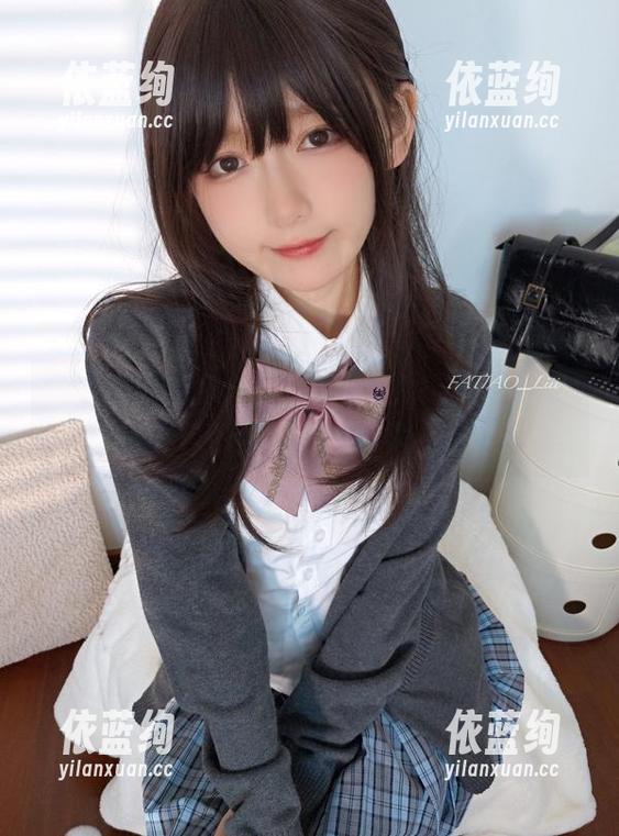 围裙与猫的意外组合，迷之呆梨的写真图包保准让你瞪大眼！