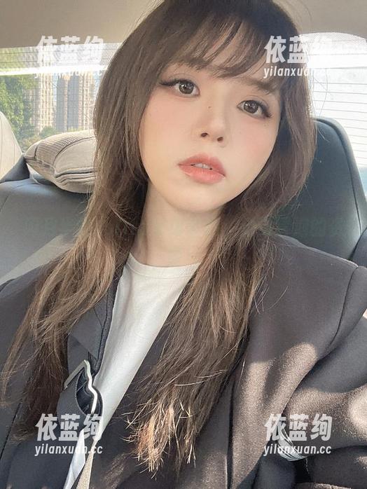 闪月半的Lolita草莓套图，甜到冒泡的资源！