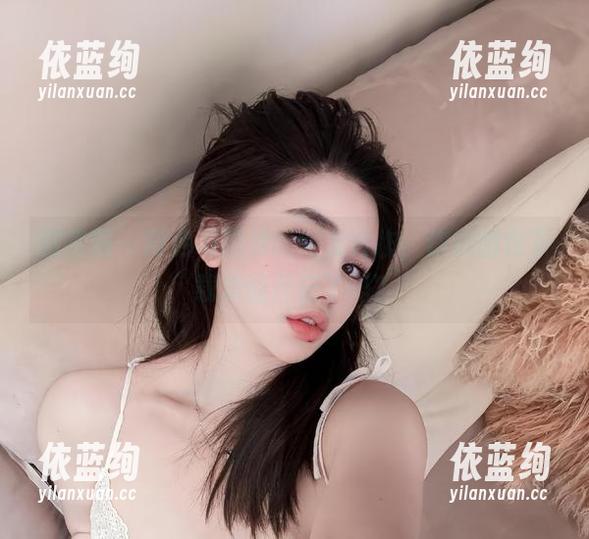 微密圈 - 阿色与厨娘的完美合作，你的图包下载功能开启了吗？