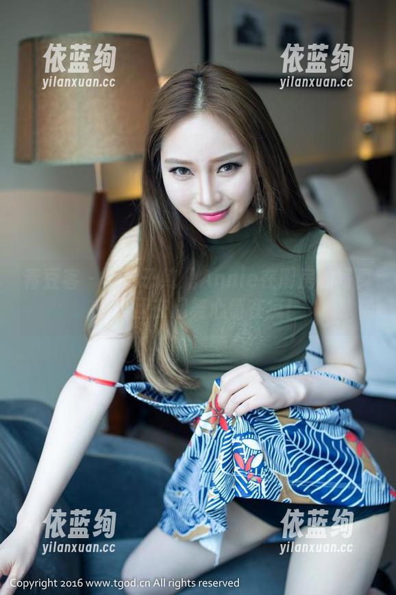 青豆客-子纯儿Annie 青豆客 - 看!子纯儿Annie在厨房的写真,面团在起舞心情在疯!