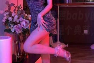 微密圈 – 特别喜欢黎允熙baby的紫色古风风格，她的资源真的是个典范，让人欲罢不能！